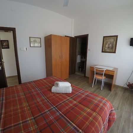 Punta Di Mola Bed & Breakfast Marina di Ragusa Ngoại thất bức ảnh